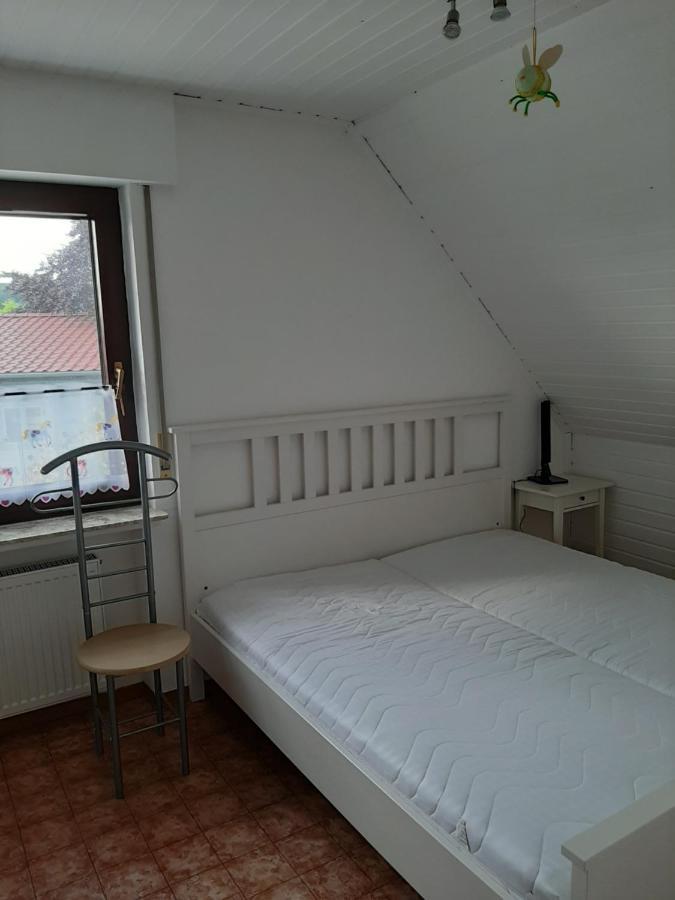 Familienfreundliche Ferienwohnung Auf Dem Lande Monteur Wohnung Hessisch Oldendorf ภายนอก รูปภาพ
